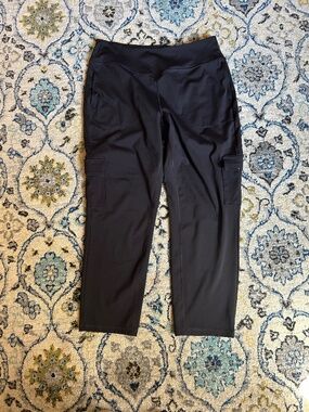 Tek Gear Ultra Stretch Black Cargo Leggings